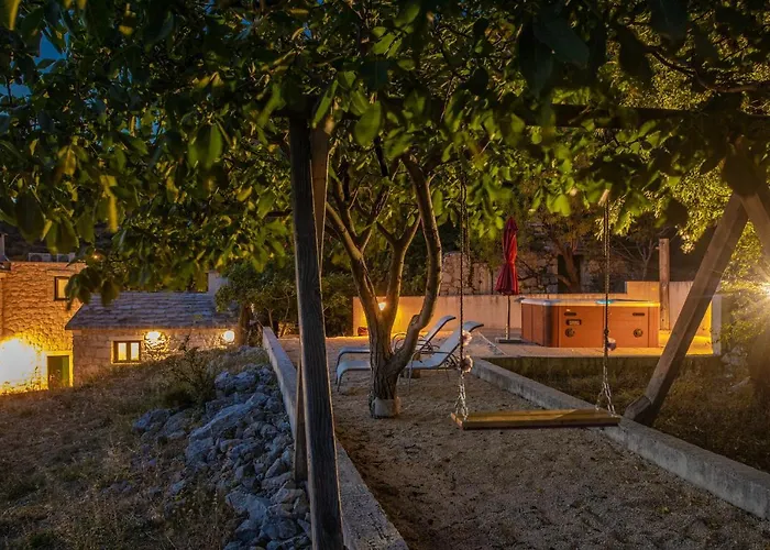 Holiday home Fetiva Makar Makarska