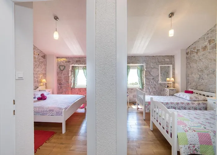 Holiday home Fetiva Makar