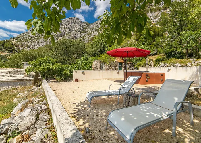 Fetiva Makar * Makarska