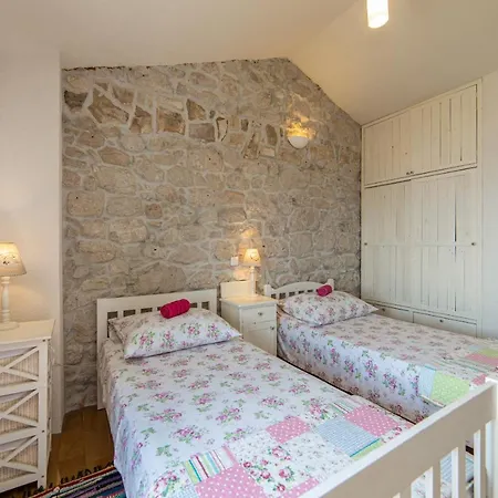 Fetiva Makar Ferienhaus Makarska