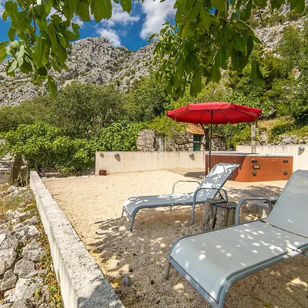 Fetiva Makar * Makarska